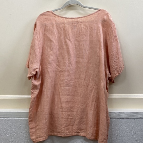 Flax women’s large peach color short sleeve linen top - Picture 3 of 4